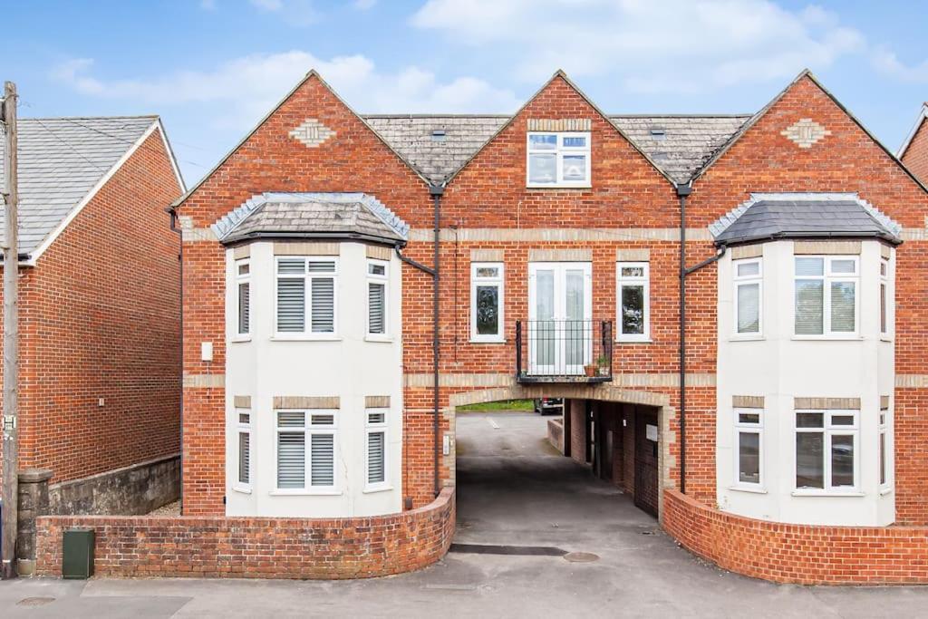Flat 3, 161 Crescent Road - Luxury Appartement